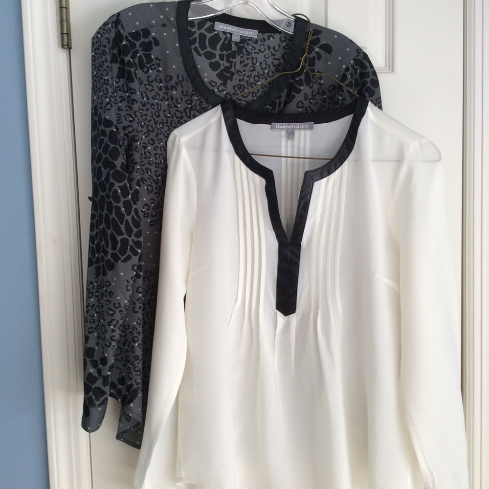 🌟NWOT LOT of TWO Daniel Rainn Sz S tops